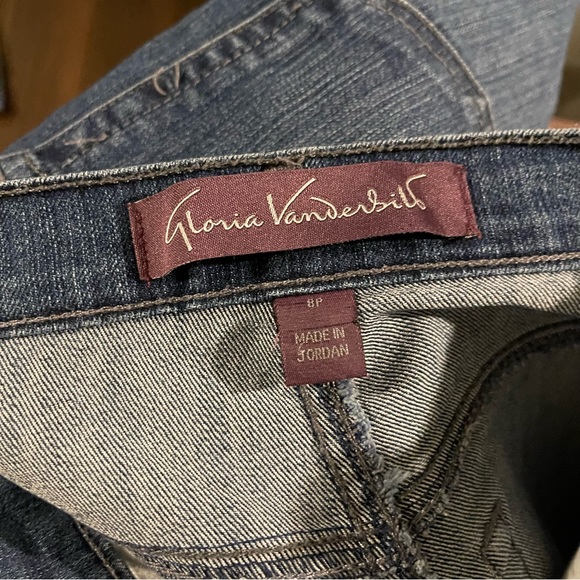Gloria Vanderbilt Amanda Straight leg jeans Women’s Size 8 petite - Picture 3 of 3